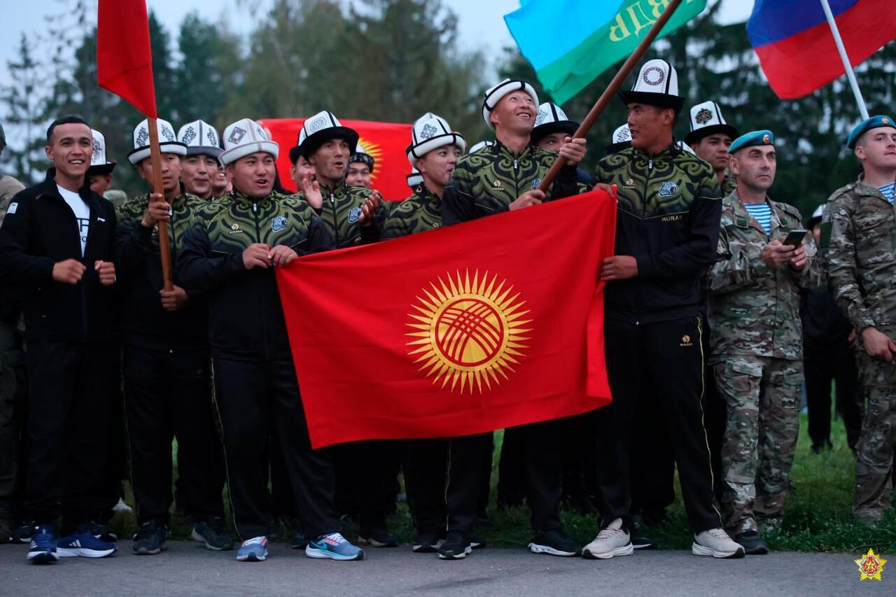 В Беларуси стартовала серия масштабных военных учений: отработают "планирование применения ядерного оружия"