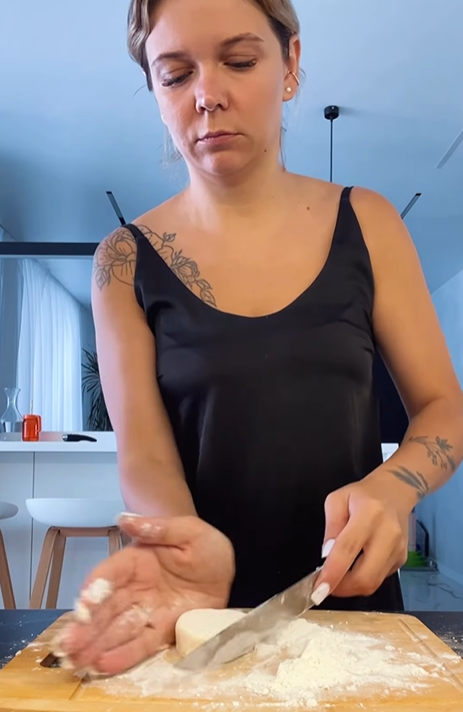 Ідеальні сирники, які не розпадаються і тримають форму: в чому секрет