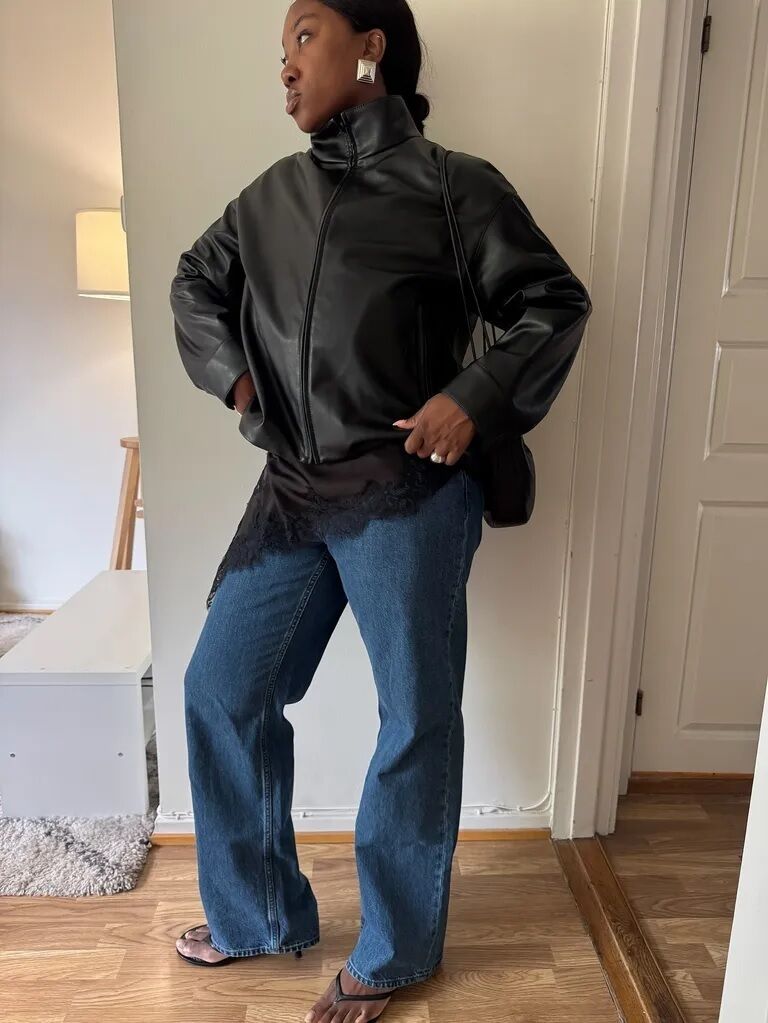 Горячие хиты осени: какую одежду выбирает поколение Z