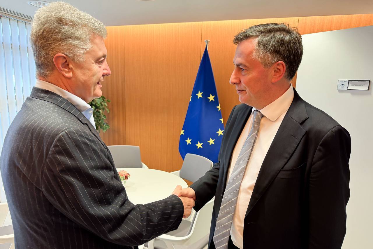 В Страсбурге шокированы: Порошенко рассказал о реакции Европарламента на атаки РФ на Украину и Польшу