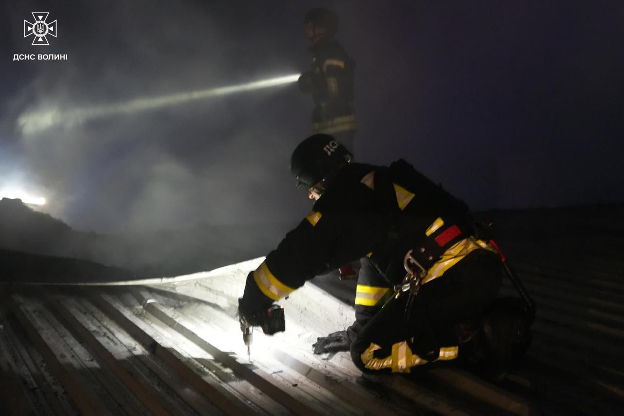 "Нужен сильный ответ": Зеленский рассказал, сколько ракет и дронов РФ направила на Украину, и отреагировал на вторжение БПЛА в Польшу