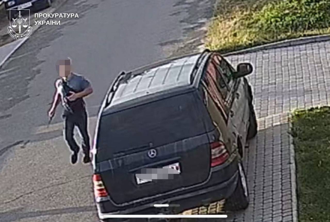 В Винницкой области нашли мертвыми двух школьников, им были нанесены ножевые ранения: в убийстве подозревают 23-летнего учителя. Фото