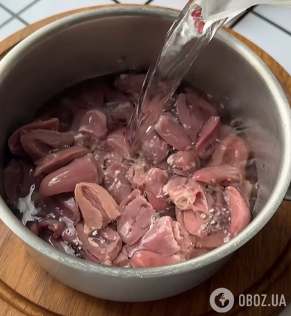 Какой вкусный салат приготовить с куриными сердечками: блюдо на каждый день и для праздничного стола