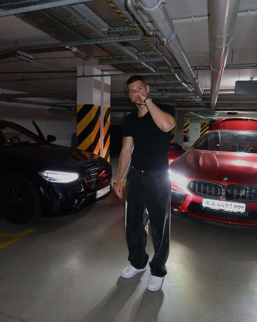 "На меня охотился президент": блогер Волошин выдал новую чушь о своем "преследовании" в Украине и признался в употреблении наркотиков