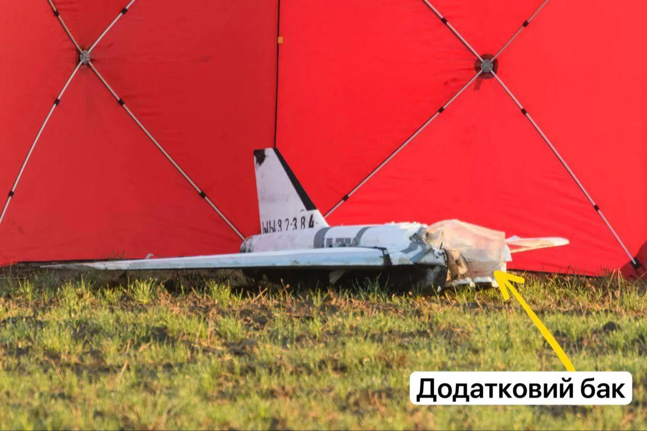 Для атаки на Польщу росіяни оснастили дрони додатковими паливними баками. Фото