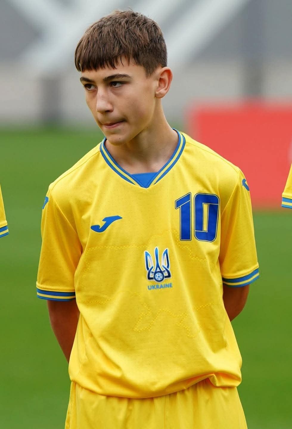 "Украинский Месси" забил дважды ПСЖ и выиграл с "Барселоной" Международный кубок Alkass в Катаре. Видео