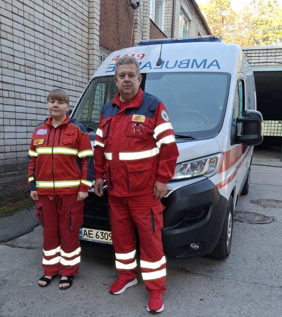 Зброю знайшов у шухляді: на Дніпропетровщині 2-річний хлопчик вистрелив собі в голову з пістолета