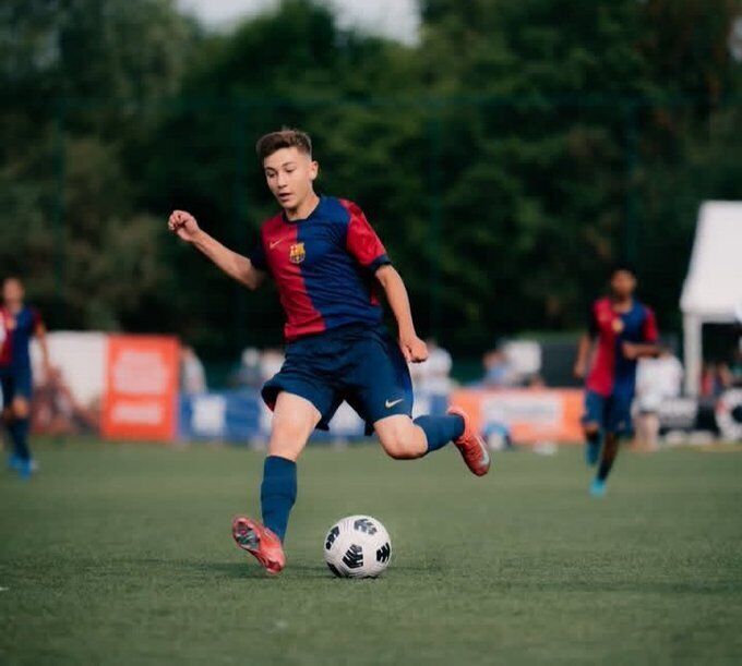 &quot;Украинский Месси&quot; принес победу &quot;Барселоне&quot;, забив решающий гол и отдав точный пас в чемпионате Испании U-16. Видео