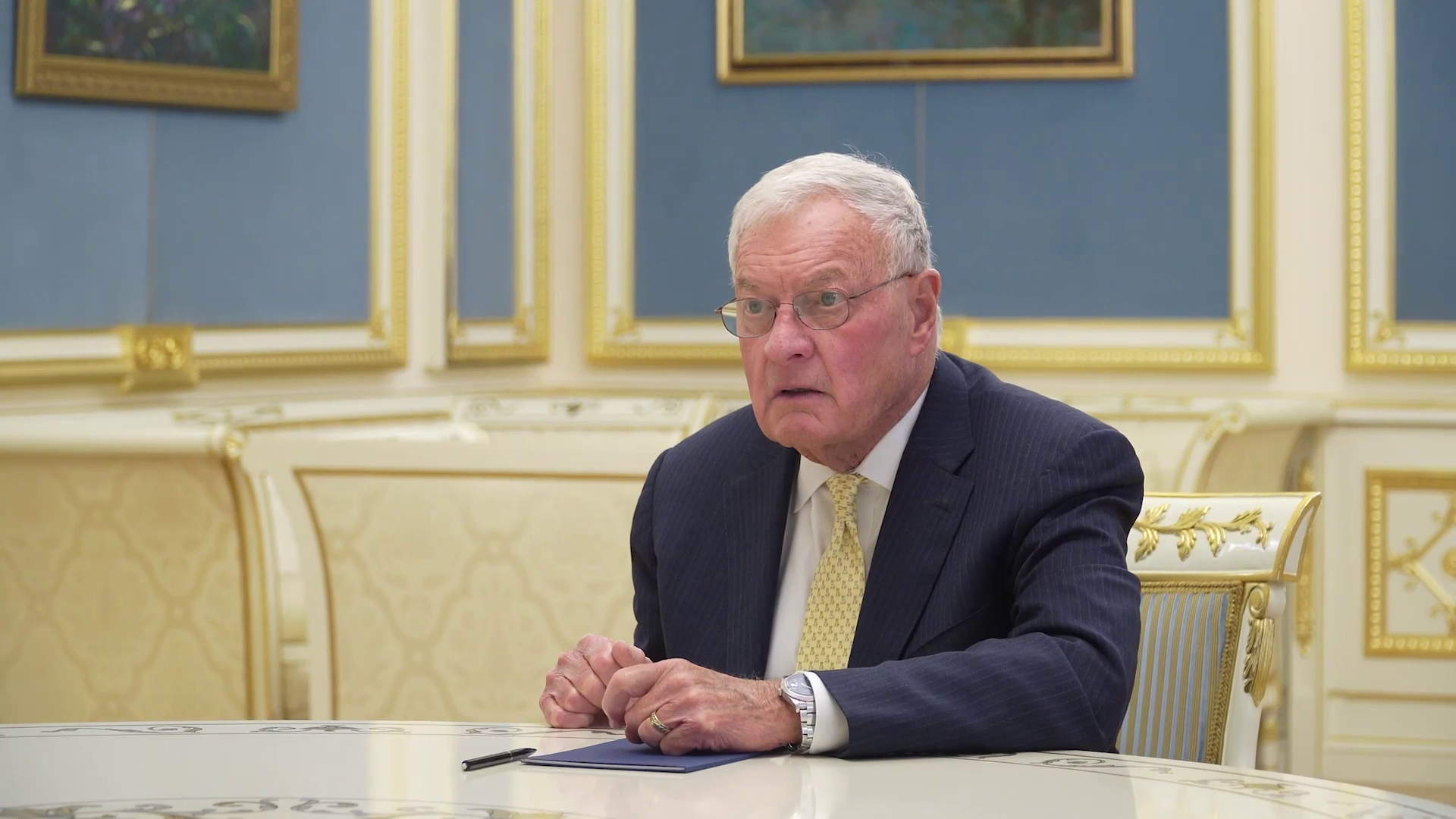 Предметно обсудили давление на россиян: Кит Келлог встретился с Зеленским в Киеве. Фото и видео