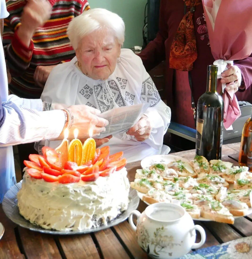 На 101 году жизни умерла бывшая связная УПА Мария Волочанская: что еще о ней известно