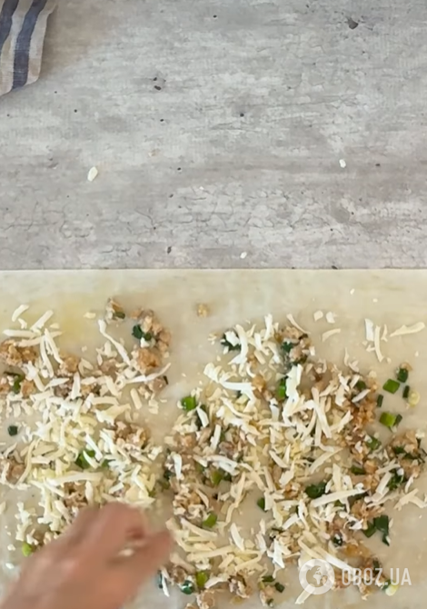 Раскатывать тесто не придется: как приготовить вкусный творожный пирог на скорую руку