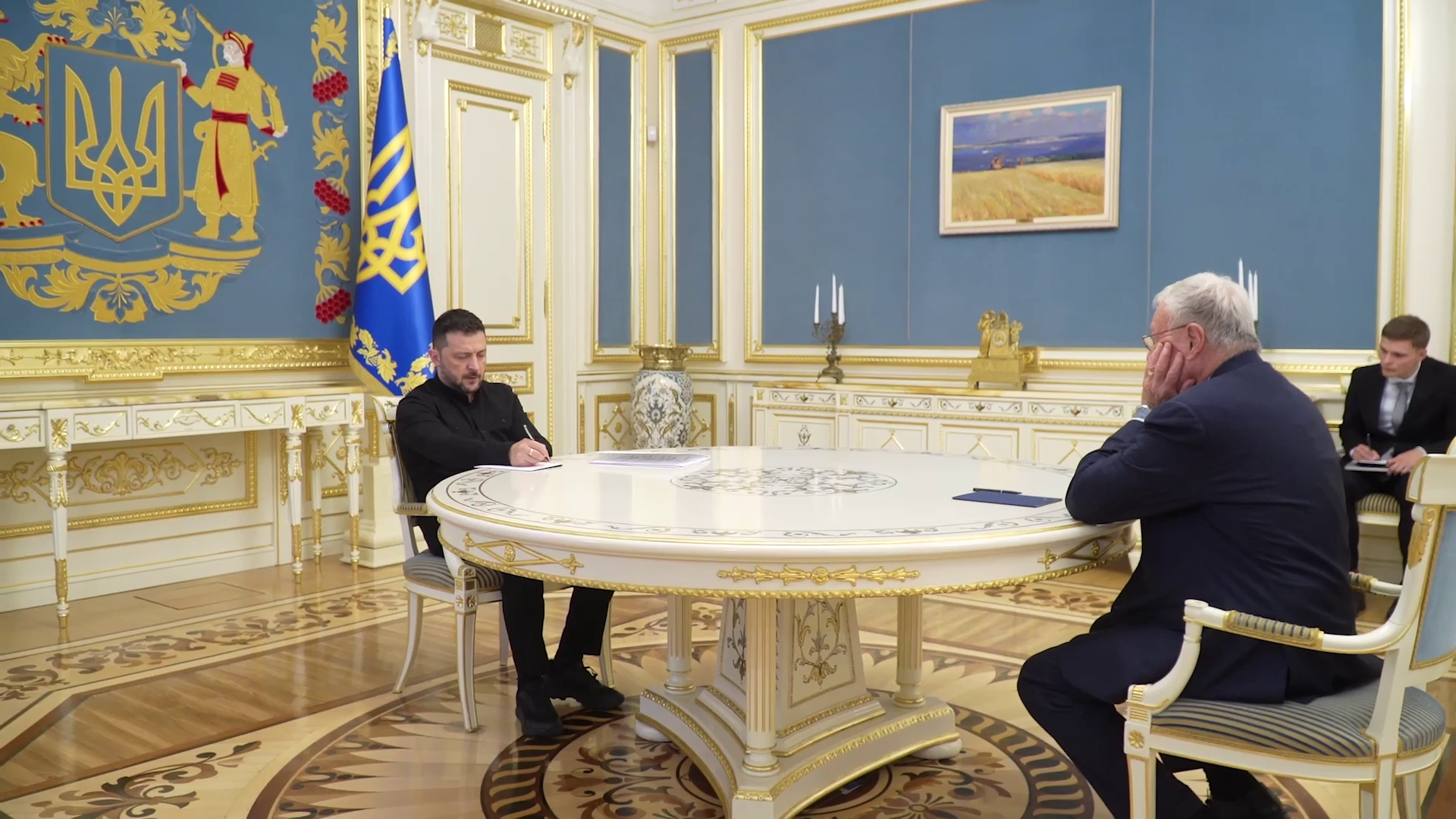 Предметно обсудили давление на россиян: Кит Келлог встретился с Зеленским в Киеве. Фото и видео