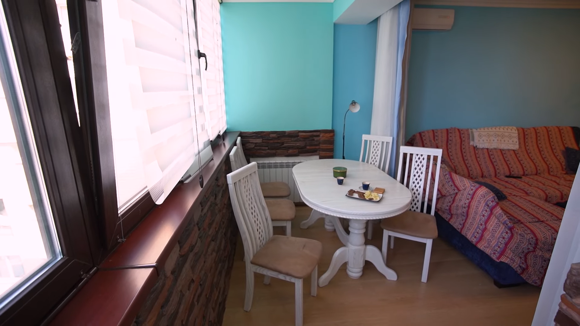 Ахтем Сеітаблаєв показав свою трикімнатну "холостяцьку" квартиру, яку знімає за 20 тис. грн у будинку партійного керівництва 80-х. Фото