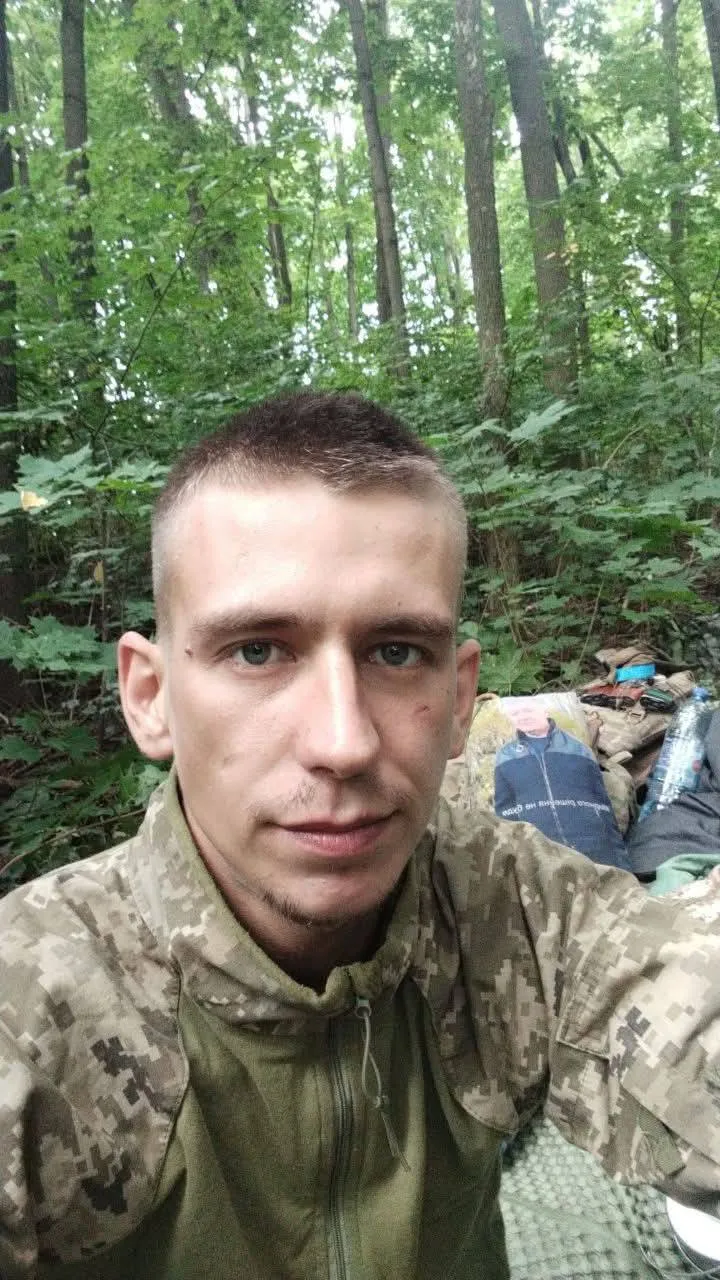 "Неймовірно світла людина": у боях за Україну загинув актор Андрій Синишин. Фото