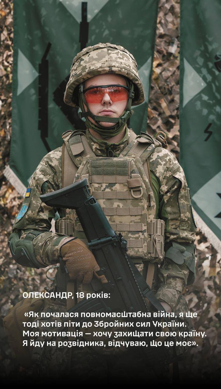 Впервые контракт 18-24 подписали девушки: на какую должность их зачислили. Фото