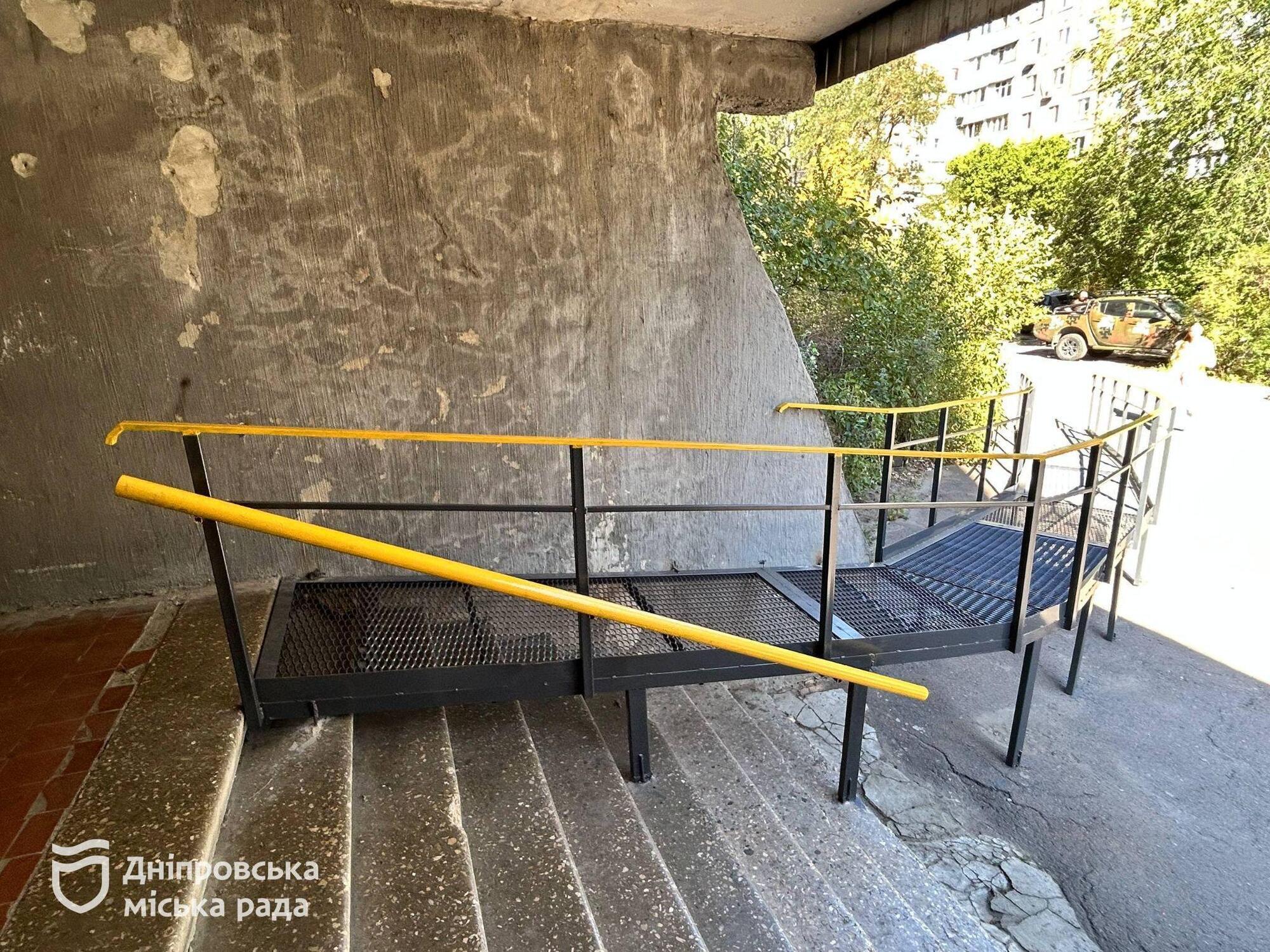 В Днепре в домах ОСМД создают безбарьерное пространство