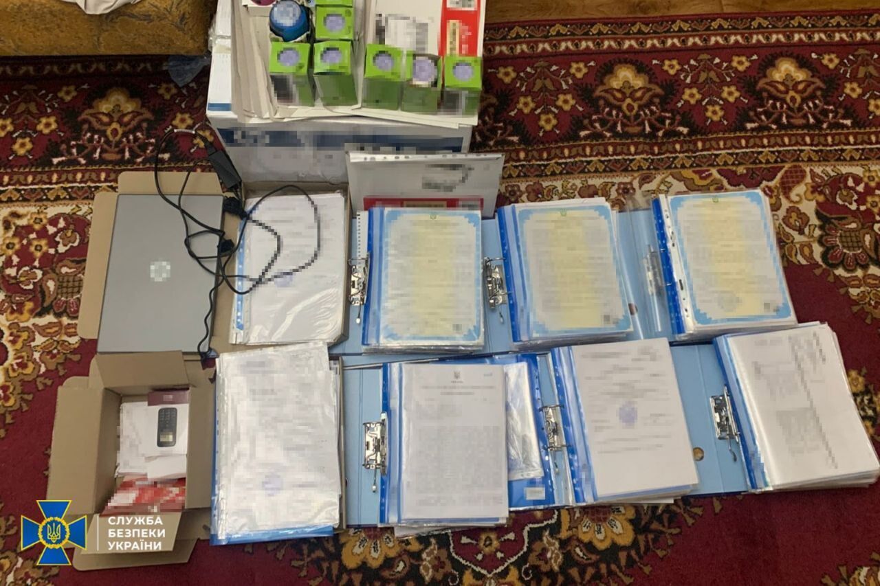 Оформляли уклонистов "преподавателями" несуществующих лицеев: СБУ разоблачила схему фейкового бронирования. Фото