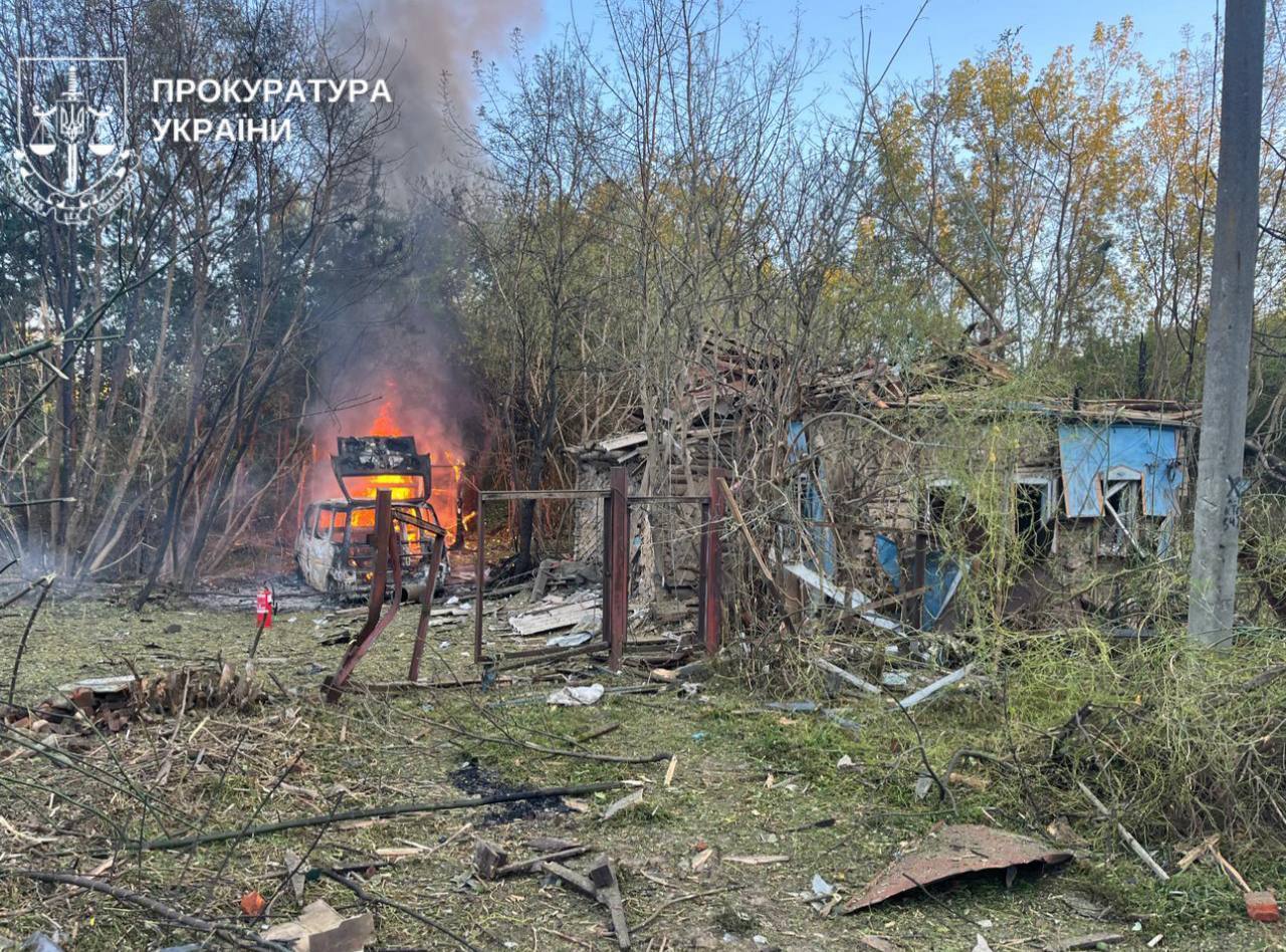Окупанти вдарили дронами по промисловій зоні на околиці Сум і атакували область ракетами: є загиблі. Фото