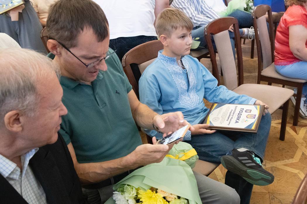 Кличко наградил представителей спортивной громады Киева. Фото