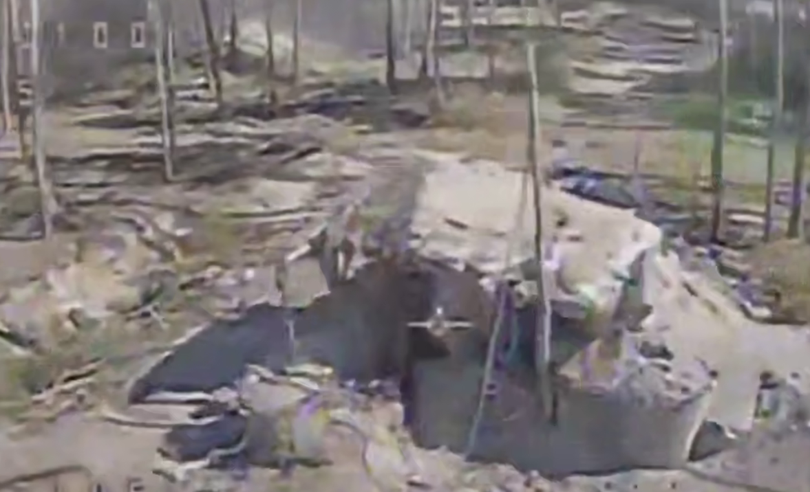 Минус авто, укрытия и средства наблюдения: пограничники Черниговского отряда существенно усложнили координацию действий врага. Видео