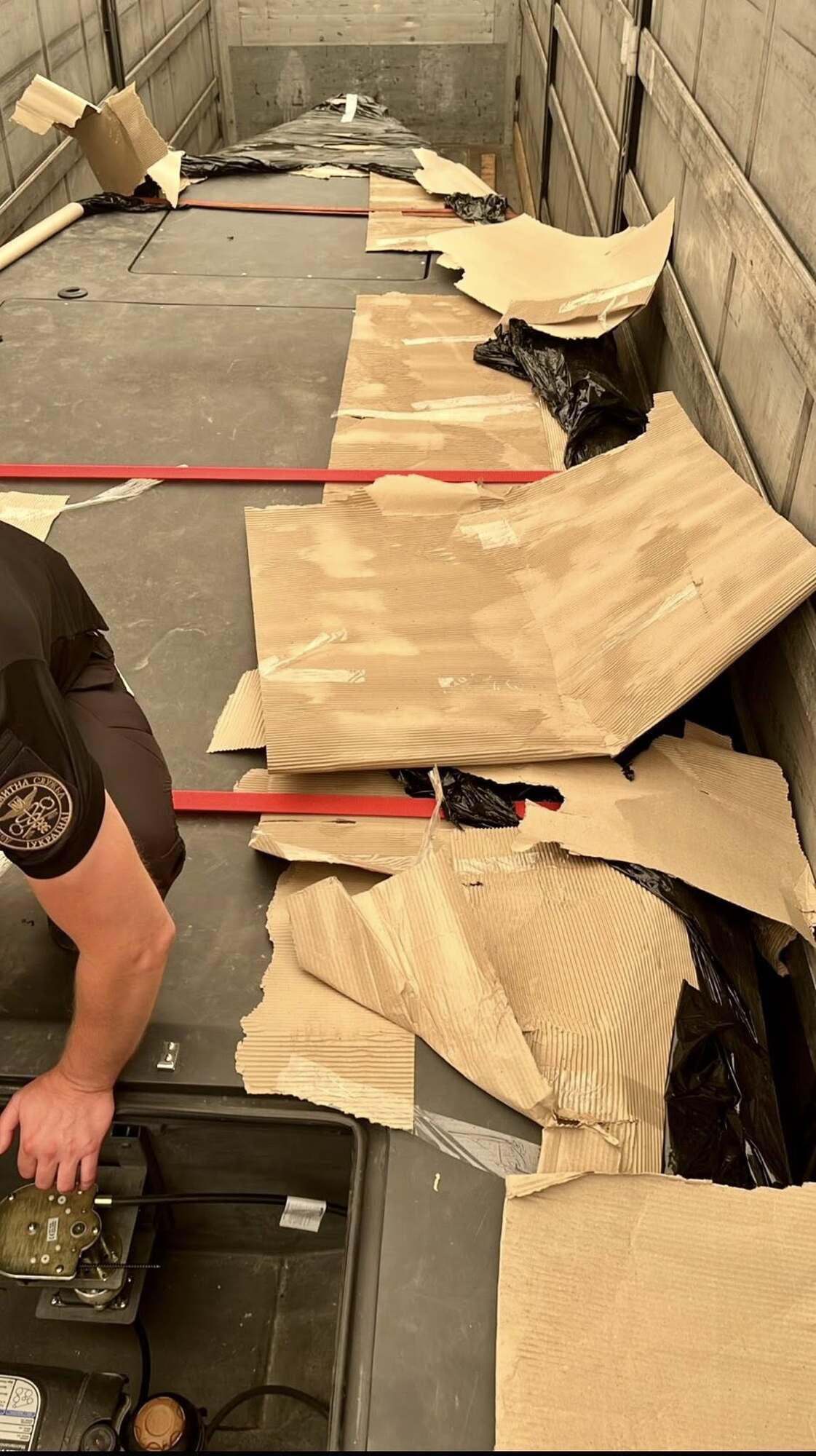 Из Украины пытались вывезти боевой БЭК под видом рыбацкой лодки. Подробности и фото