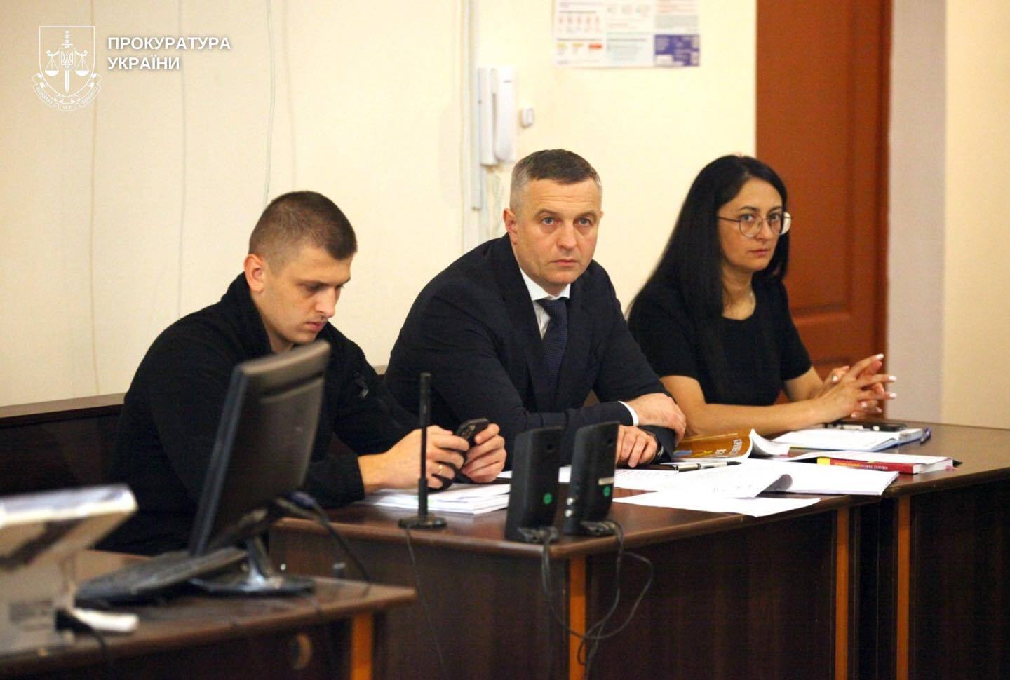 В Хмельницкой области изнасиловали несовершеннолетнюю: подозреваемых задержали без права внесения залога