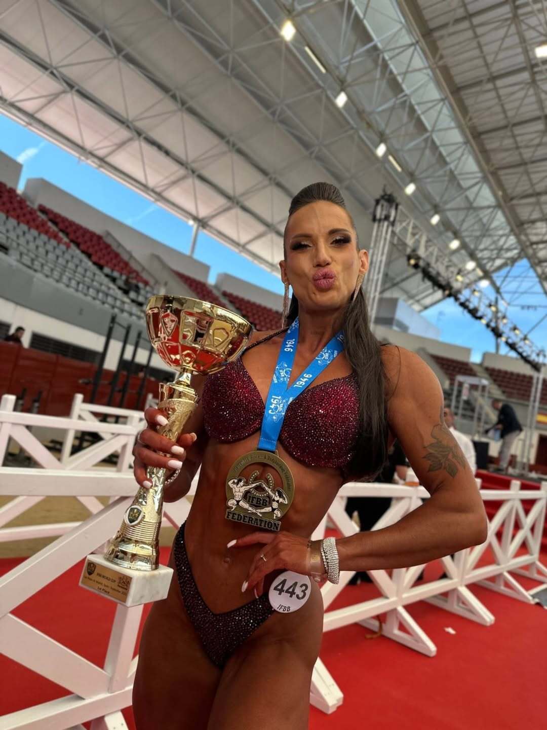 Українська красуня стала абсолютною чемпіонкою Кубку світу з бодібілдингу в Мадриді. Фото