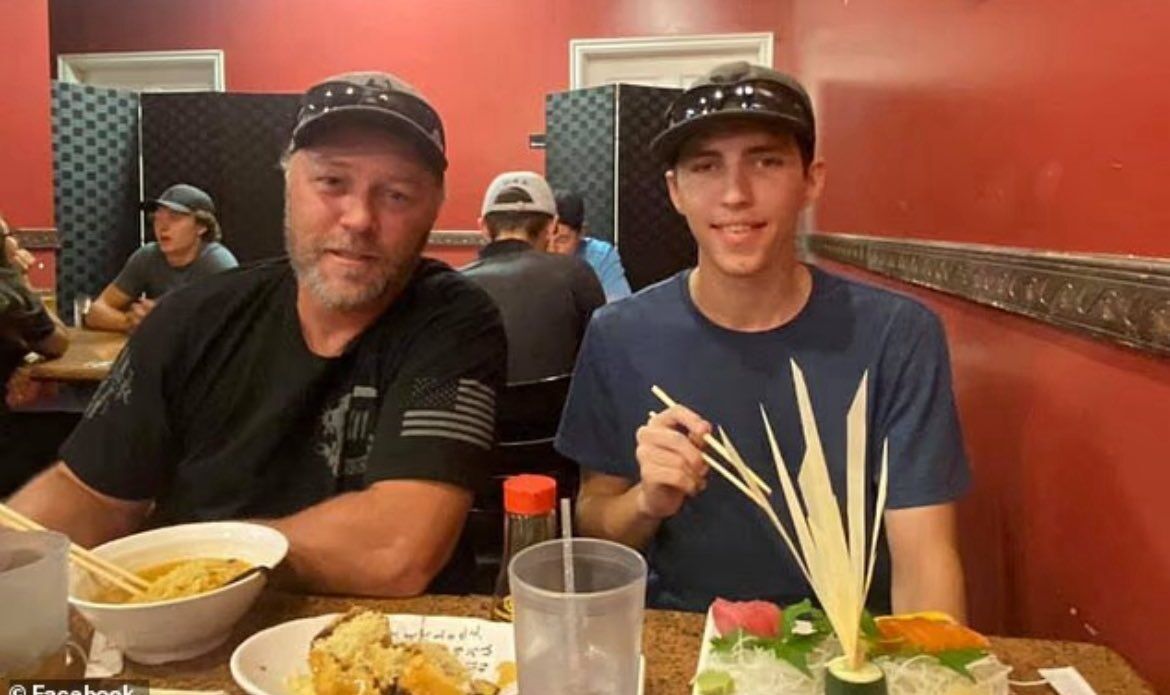 Интересовался музыкой и имел "светлое будущее": что известно о 22-летнем Тайлере Робинсоне, подозреваемом в убийстве Чарли Кирка