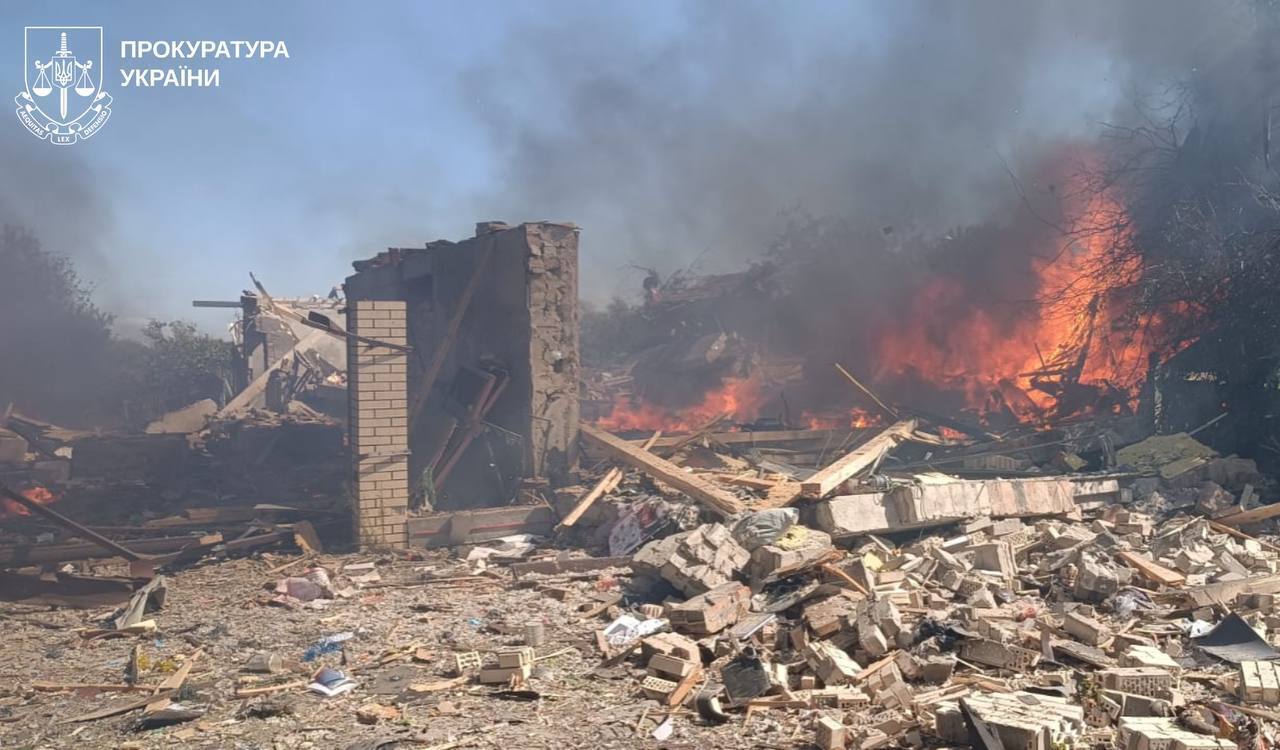 Россияне обстреляли Боровую на Харьковщине: есть погибший и раненые. Фото