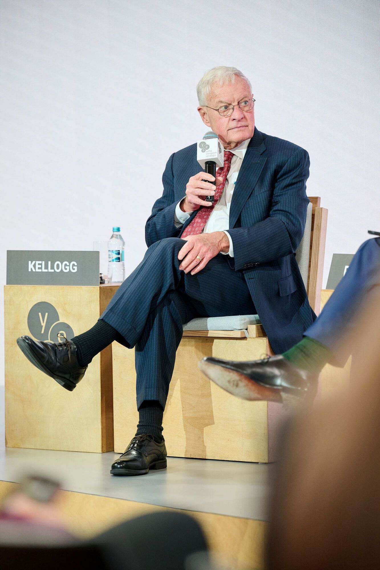 "США серйозно відстають": Келлог назвав Україну світовим лідером у технологіях дронів