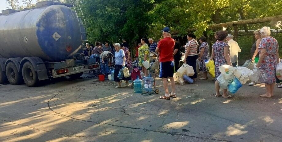 Умирающий край: как Россия последовательно добивает оккупированный Донбасс