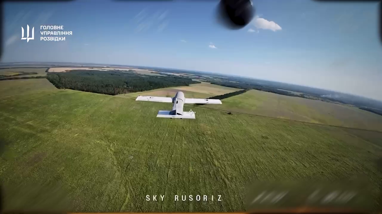 Кара небесная! В ГУР показали, как их мастера на фронте сбивают "крылья" оккупантов