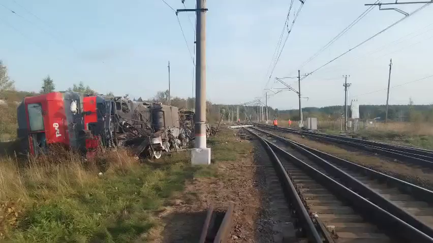 ГУР и ССО осуществили комбинированную атаку на железнодорожную логистику оккупантов: ликвидированы "росгвардейцы", уничтожено дорожное полотно и топливо. Видео