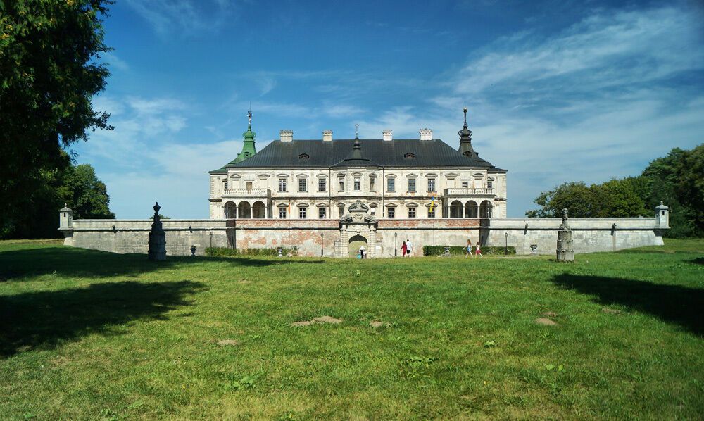 Що подивитися біля Львову