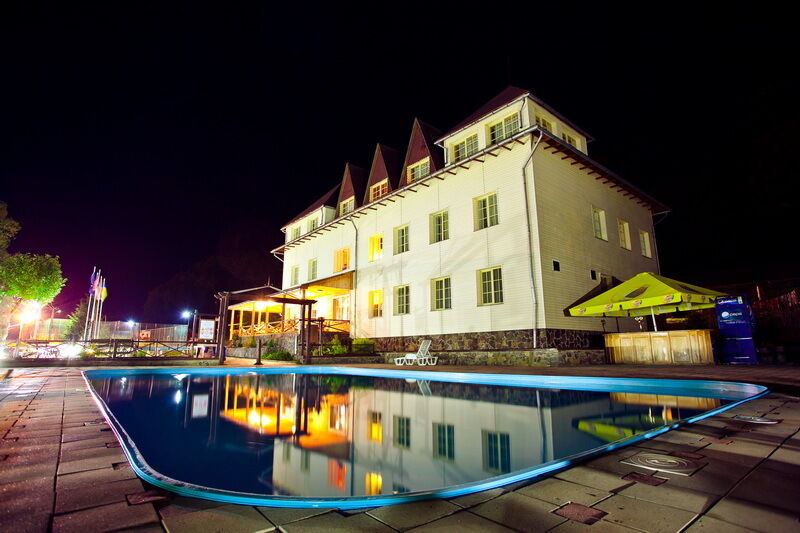 Готель Воєводино