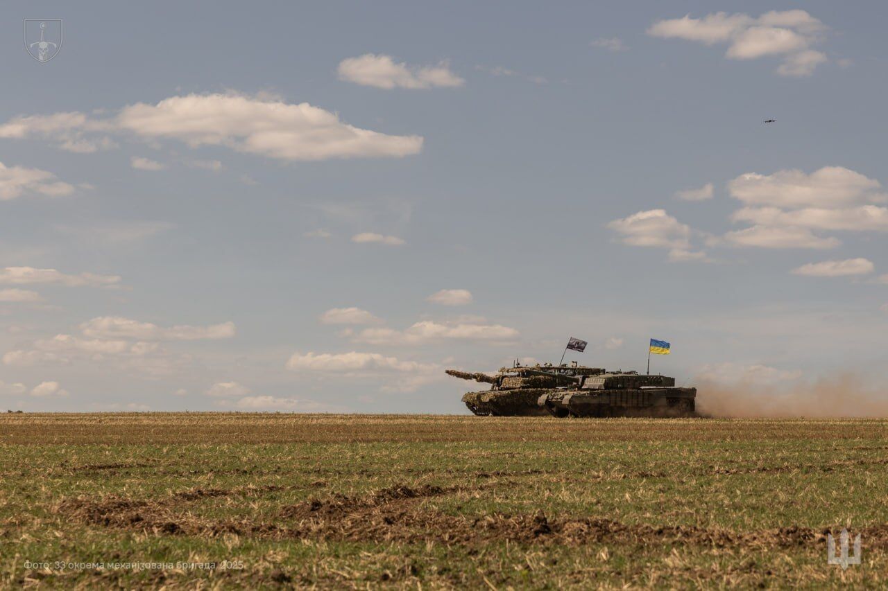 "Надежная броня!" В Украине отмечают День танковых войск