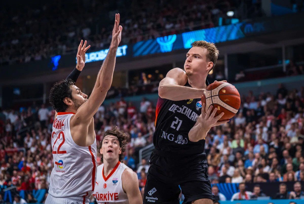 В историческом финале определился победитель Евробаскета-2025