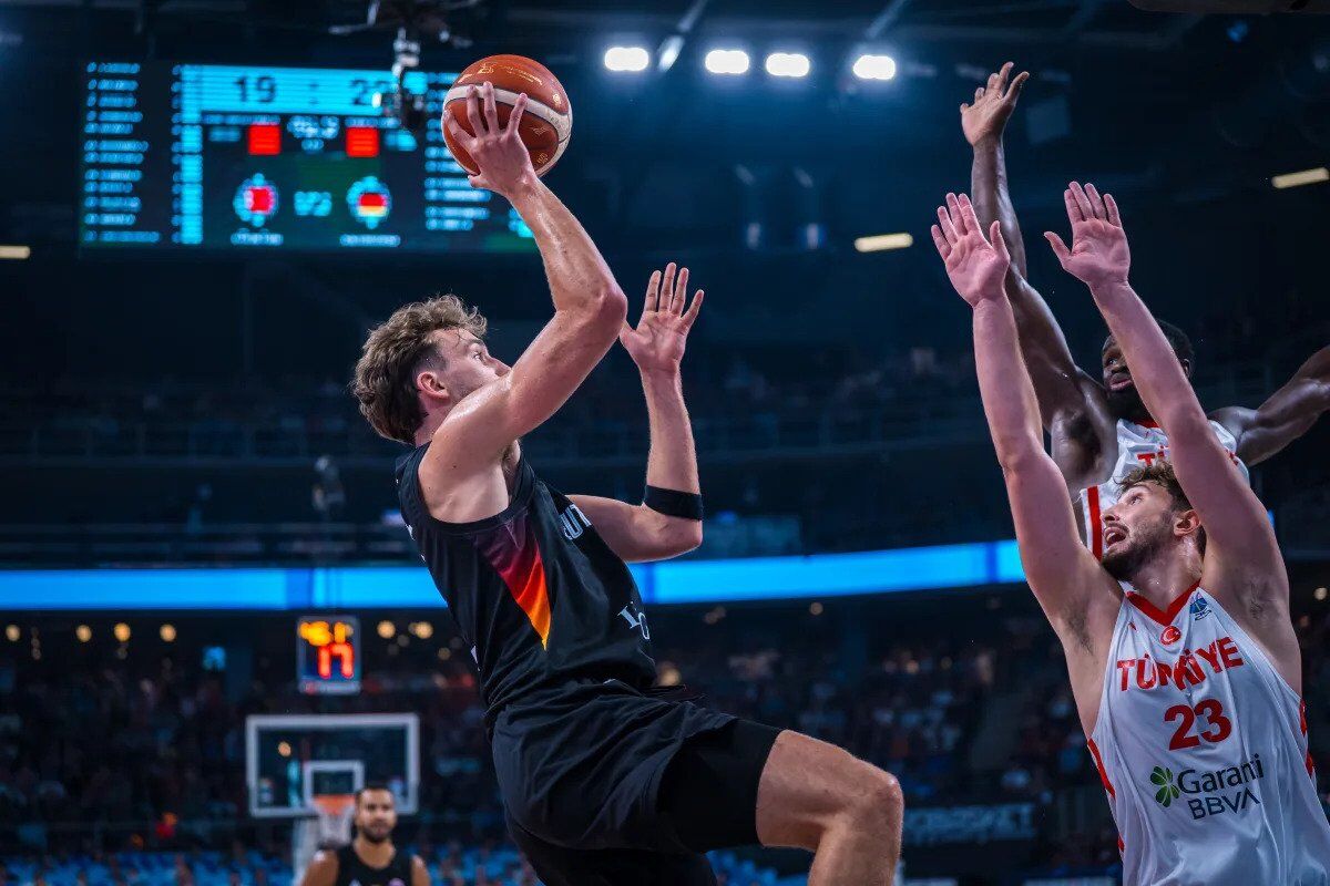 В историческом финале определился победитель Евробаскета-2025