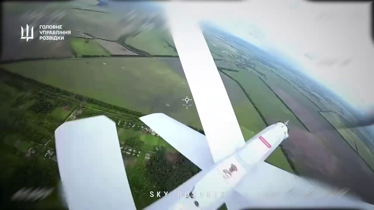 Кара небесная! В ГУР показали, как их мастера на фронте сбивают "крылья" оккупантов