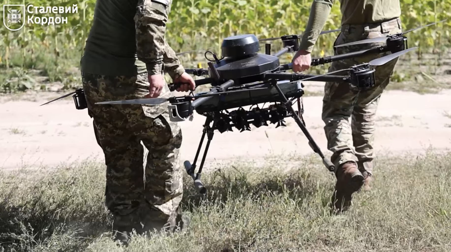 "Шашлыки на природе – не для нас": операторы БПЛА "Вампир" рассказали о работе на передовой. Видео