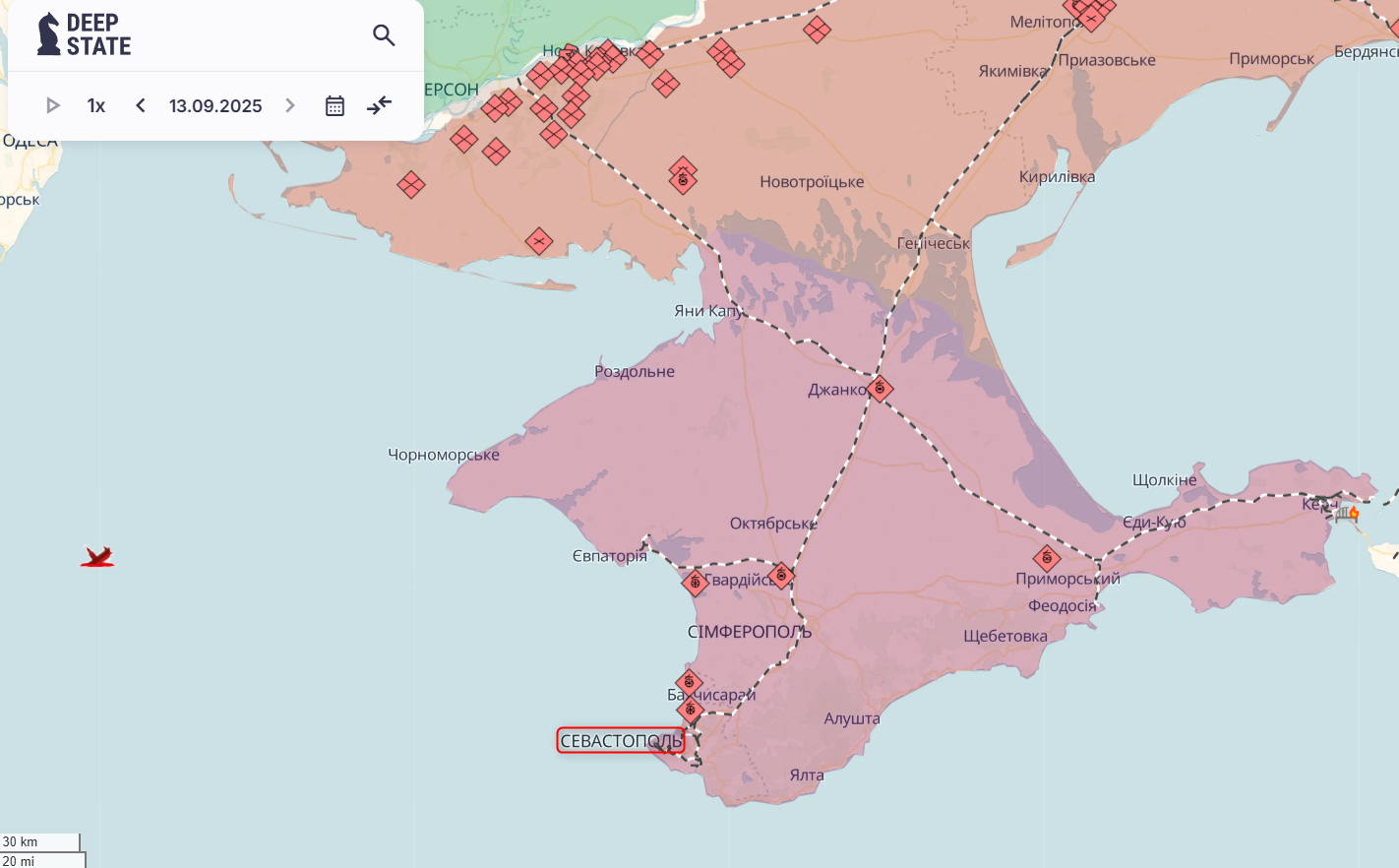Техніку перекидають по всьому Криму: "Атеш" розвідав важливий військовий об'єкт у Севастополі. Фото