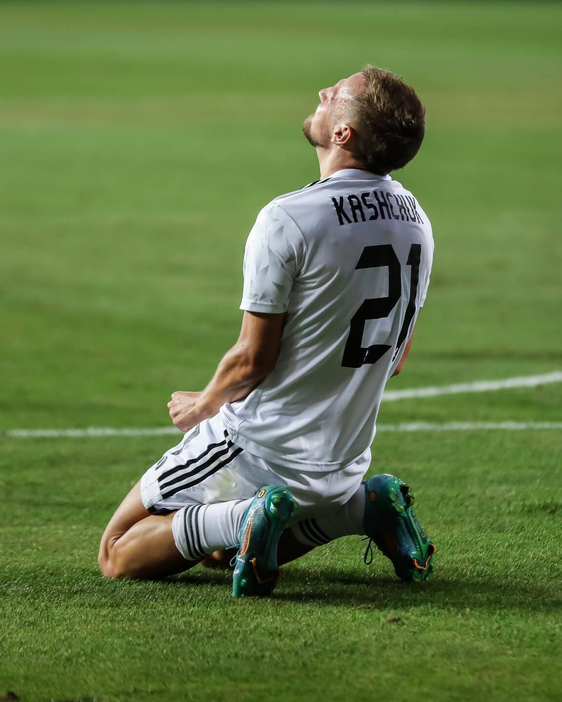 Где смотреть сегодня "Бенфика" – "Карабах": расписание трансляций украинского дерби в Лиге чемпионов