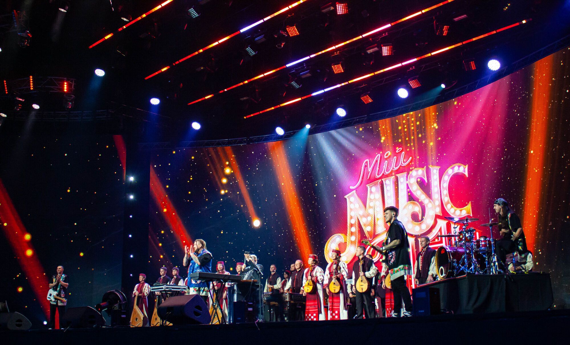 Праздник музыки и эмоций: в Киеве состоялся первый концерт уникального проекта "Мой Music Hall"