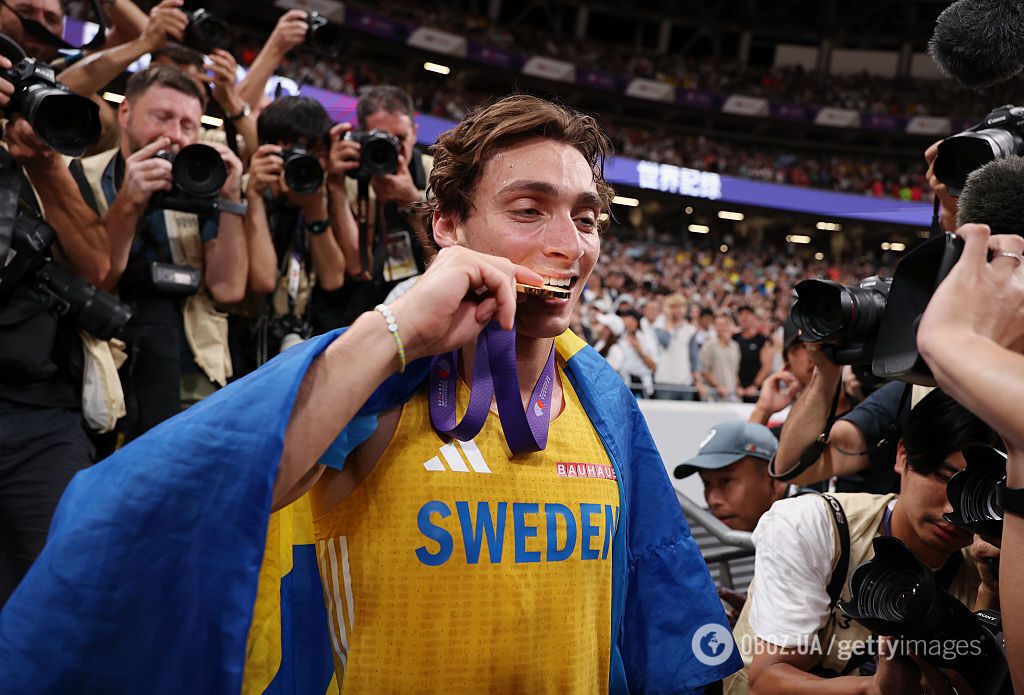 "Новый Бубка" в 14-й раз установил мировой рекорд по прыжкам с шестом. Видео