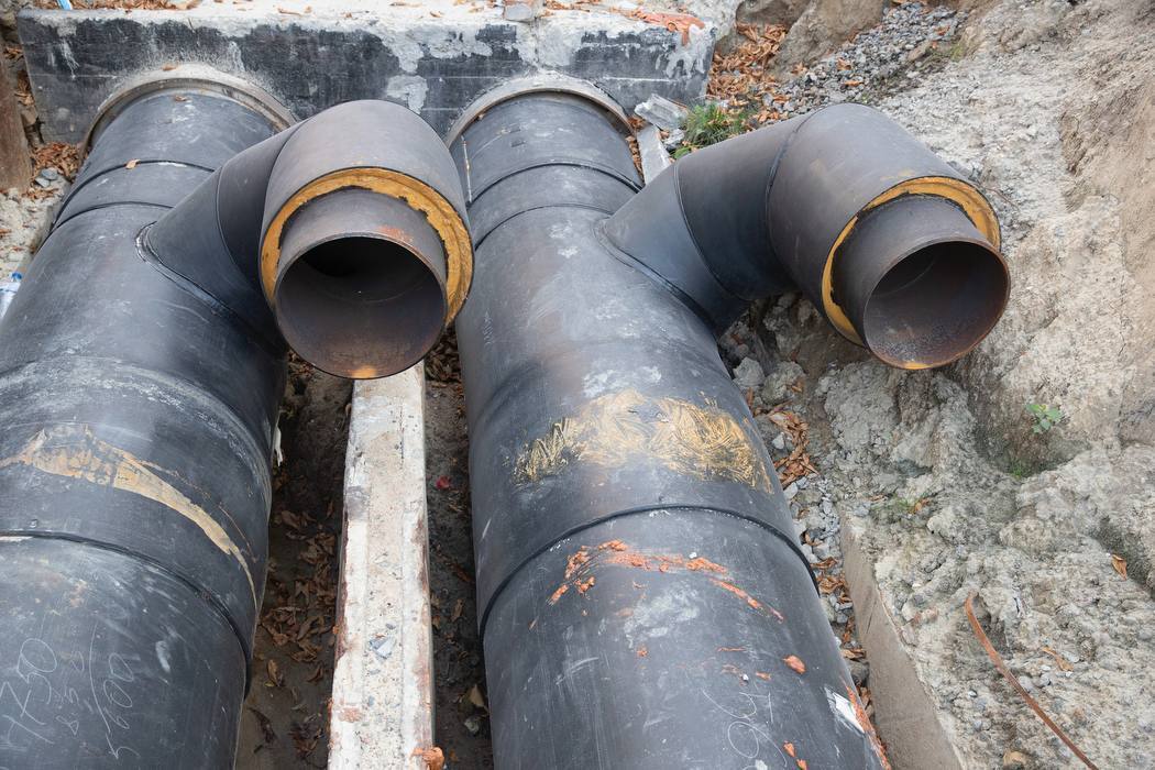 Подготовка к отопительному сезону: Кличко показал, как модернизируют теплосеть на улице Деловой в Киеве. Фото