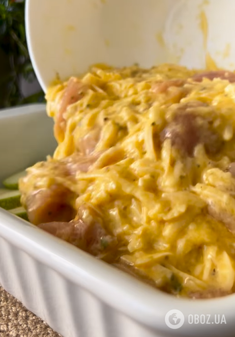 Кабачковая запеканка с курицей и сыром для сытного обеда: как приготовить