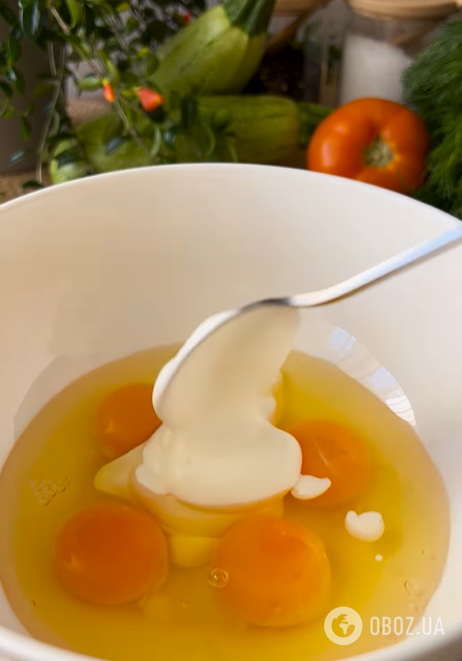 Кабачковая запеканка с курицей и сыром для сытного обеда: как приготовить