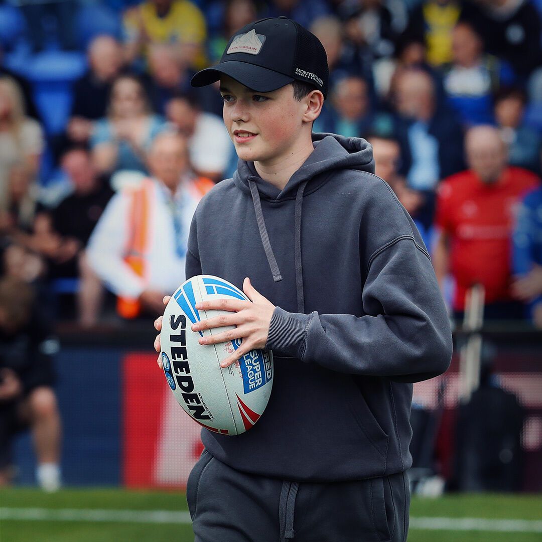 Прославился на весь мир после первой роли: что известно о подростке-сенсации Оуэне Купере, который вошел в историю "Эмми"