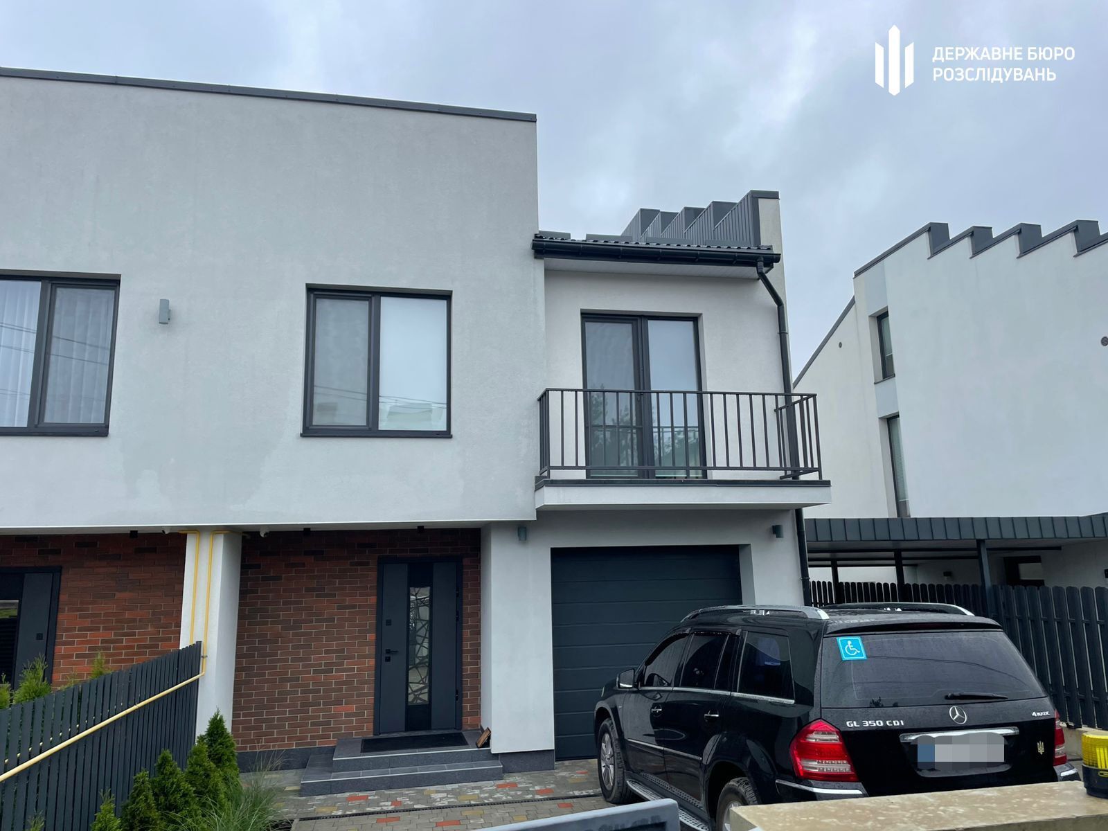 Председатель ТЦК на Львовщине записал на тещу землю и дом