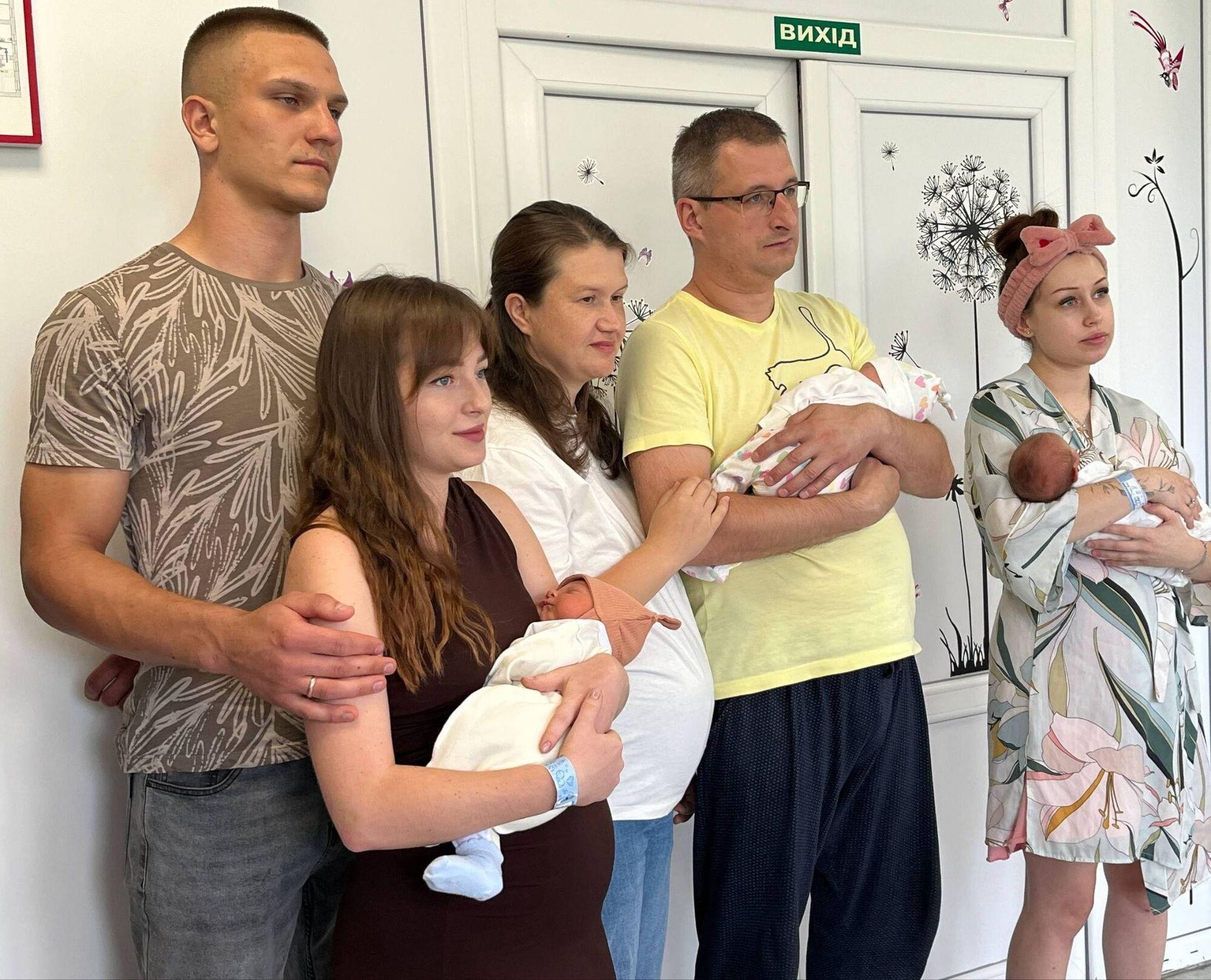 У Дніпрі вручили сертифікати родинам, у яких народилися малюки на День міста